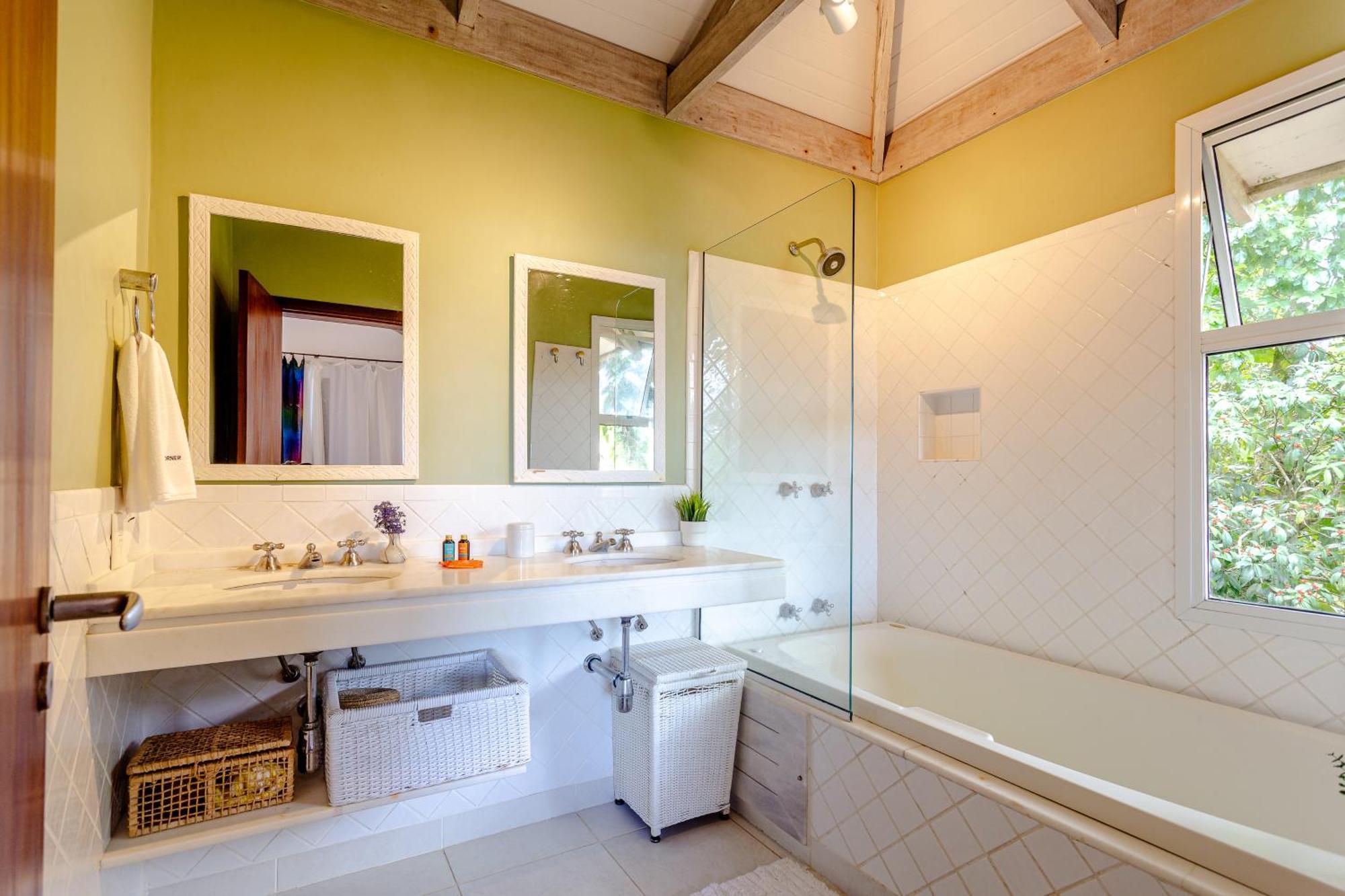 Willa Casa Com Vista Incrivel E Jacuzzi | Brazilian Corner Camburi  Zewnętrze zdjęcie
